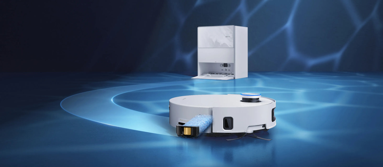Dreame Aqua10 Ultra Track robotstofzuiger en dweil met basisstation, gepresenteerd op een water-geïnspireerde achtergrond