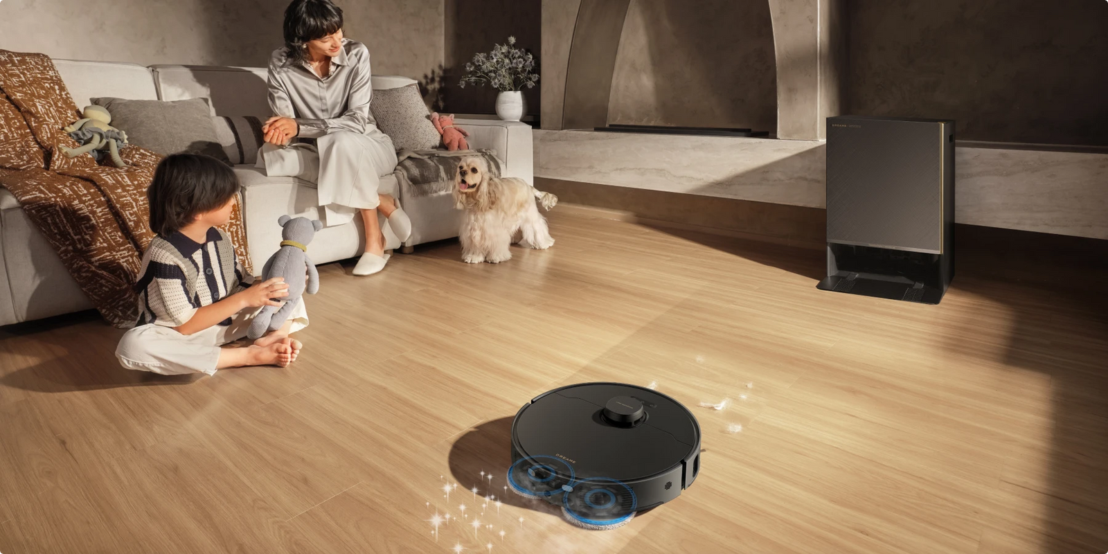 Dreame Matrix10 Pro robotstofzuiger Zwart met thermische dweilpad reinigt de woonkamer op 40 °C voor blijvende frisheid.