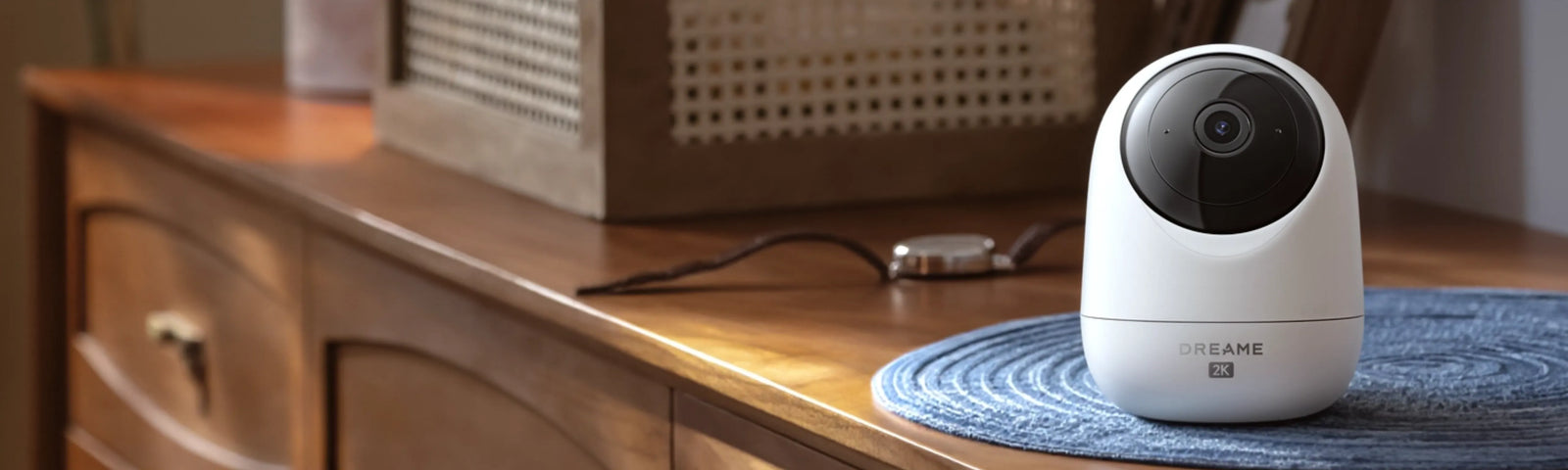 Dreame NAVO Care 1 InCam 2K-beveiligingscamera voor binnen met AI-detectie en compatibiliteit met Alexa en Google smart home