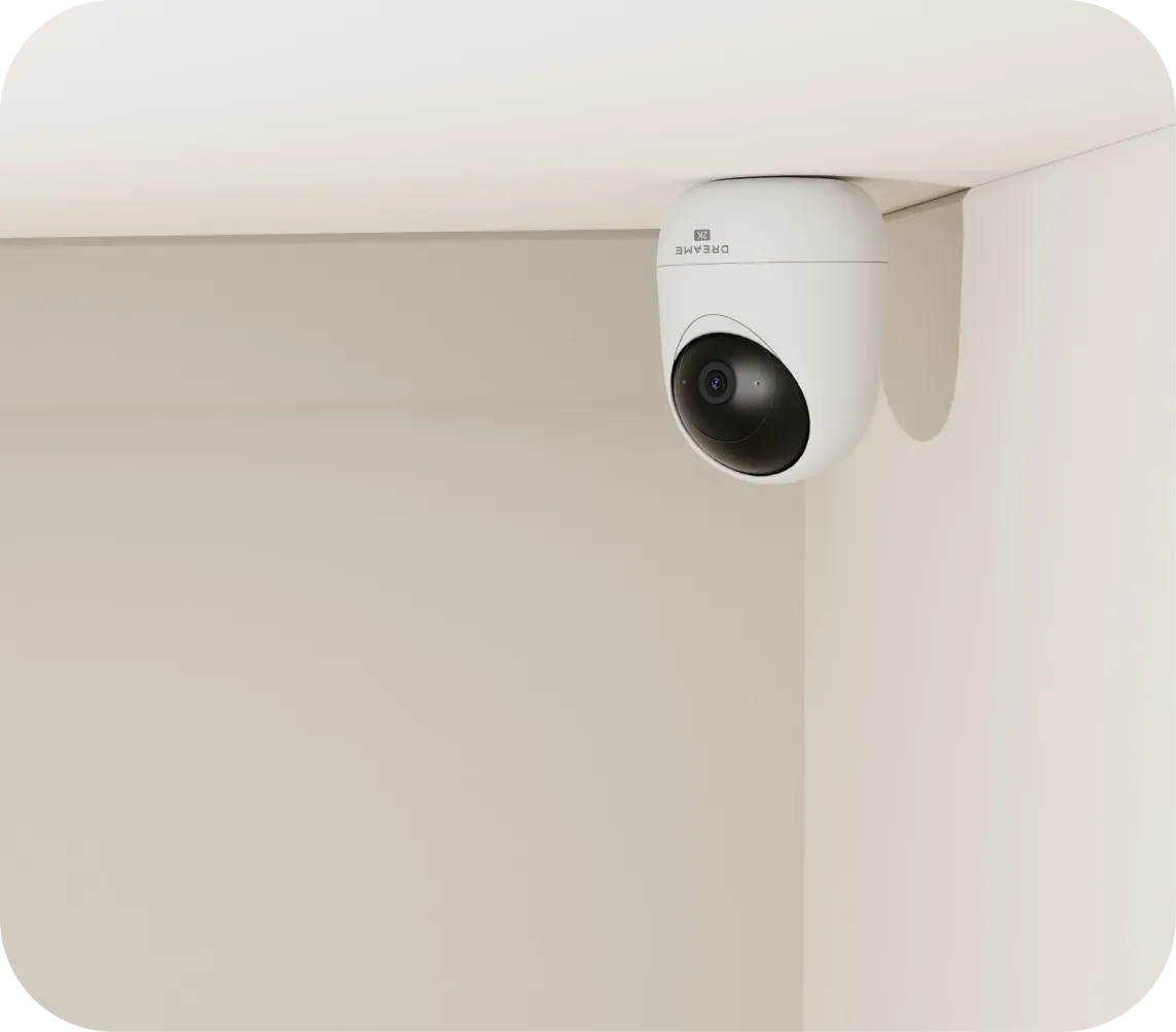 Dreame NAVO Care 1 InCam gemonteerd aan plafond gezien van onderaf als plafondinstallatiemethode