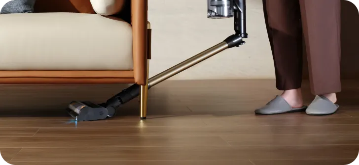 Dreame Z30 Pro Aqua-A Steelstofzuiger met natreinigingsfunctie met 90 graden buigbare stang om onder meubels te reinigen.